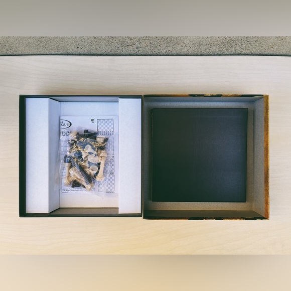 Classic Games - Chess - Picture 4 of 5